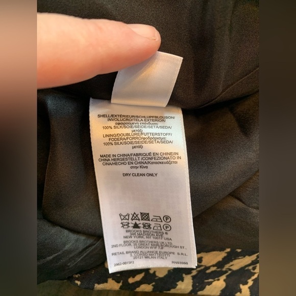 Brooks Brothers Dress 100% Silk Size 2 Short Sleeves Lined Midi Abstract Print. - Picture 15 of 16